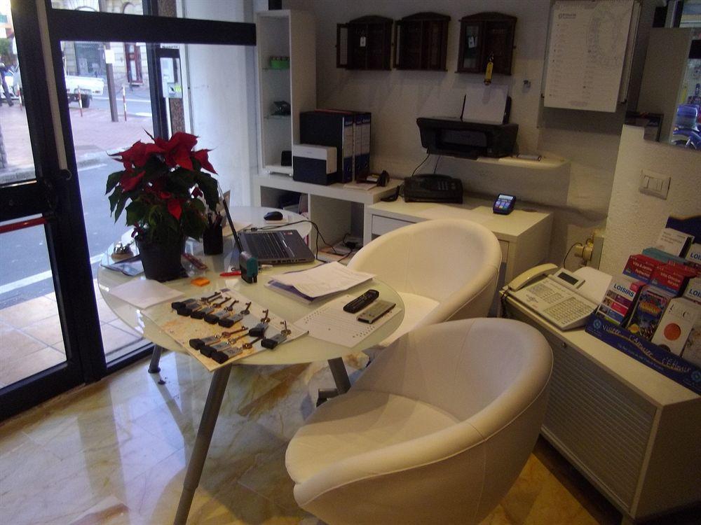Hotel Duarte บอร์ดิเกรา ภายนอก รูปภาพ