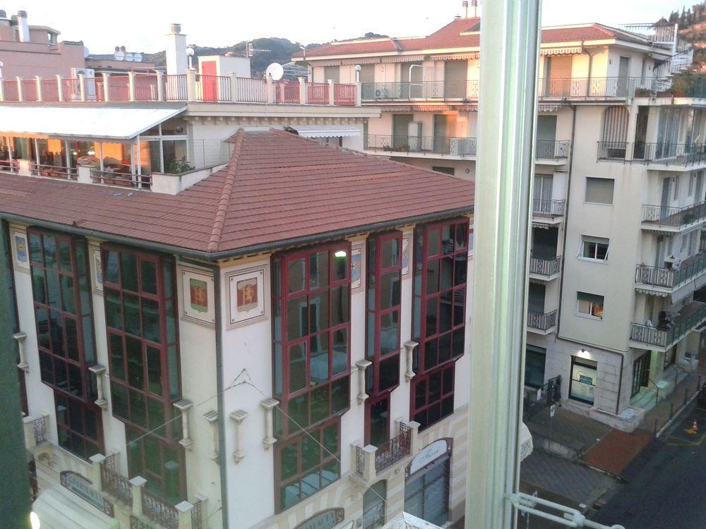 Hotel Duarte บอร์ดิเกรา ภายนอก รูปภาพ